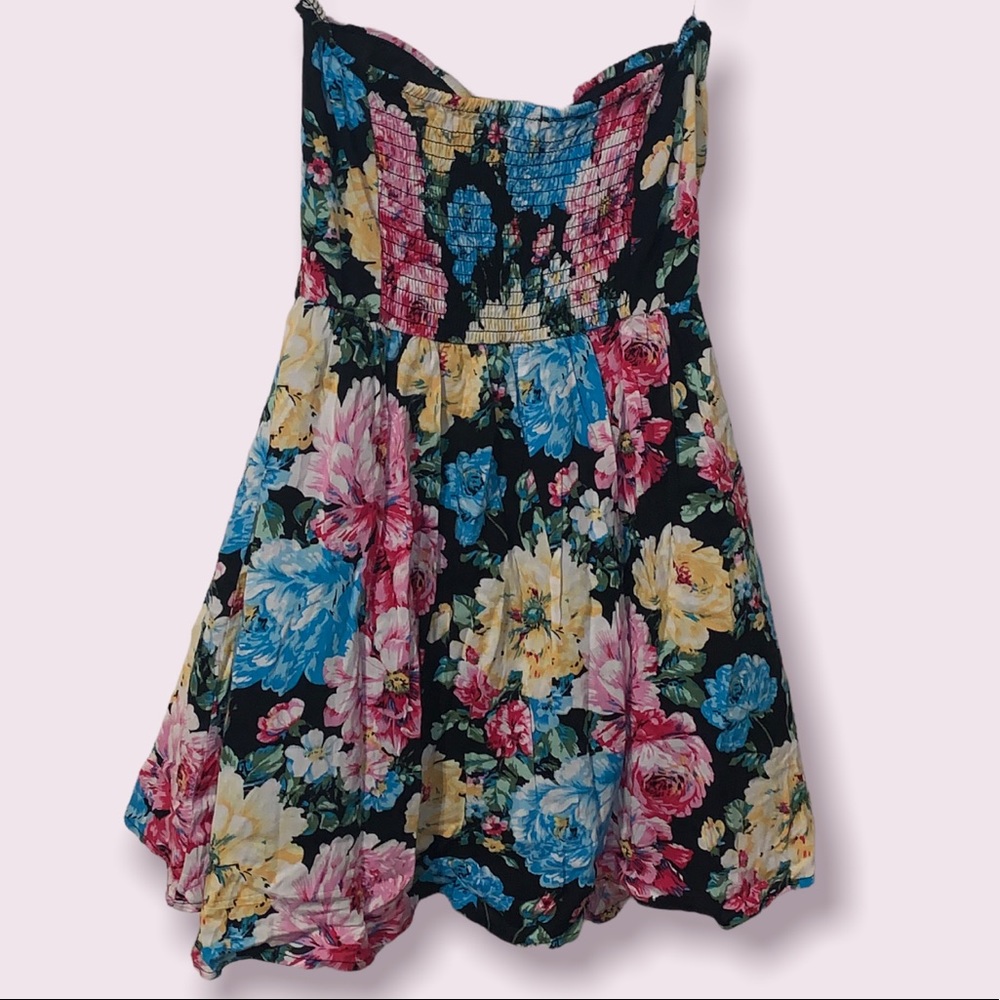 Floral dress - Picture 2 of 7